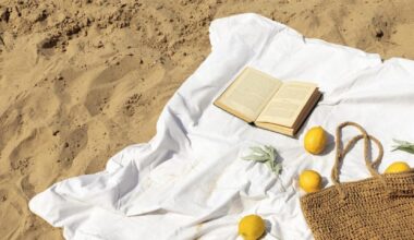 Leer en la playa o en la montaña, una buena forma de saborear el verano.