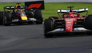 Leclerc y Verstappen, durante el GP de Spa.