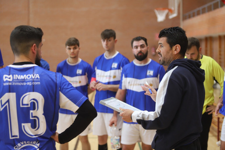Relevo en el banquillo del Balonmano San José