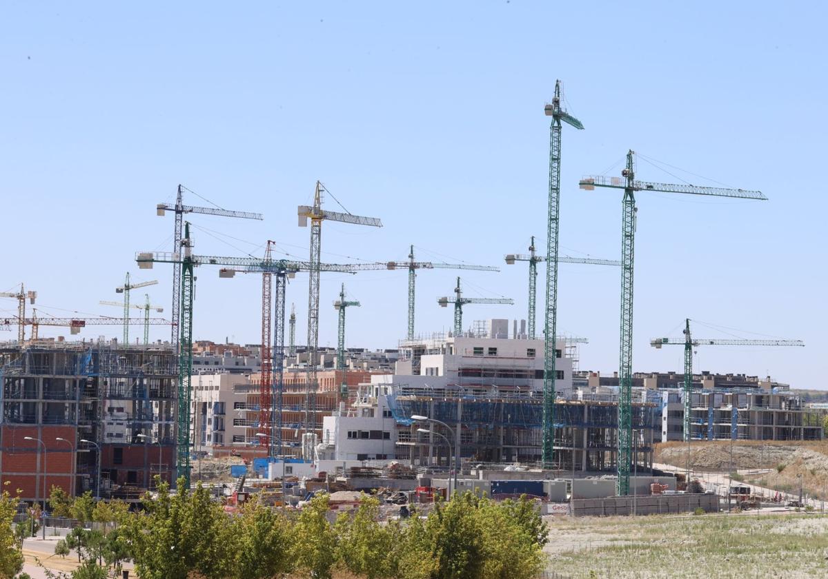 CaixaBank concede más de 264 millones en hipotecas durante el primer semestre de 2025 en la Región de Murcia