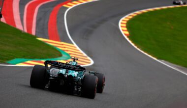 Fernando Alonso durante el desarrollo del GP de Spa de 2024.
