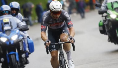 Iván Romeo estrella en una curva todas sus ilusiones - El Mundo