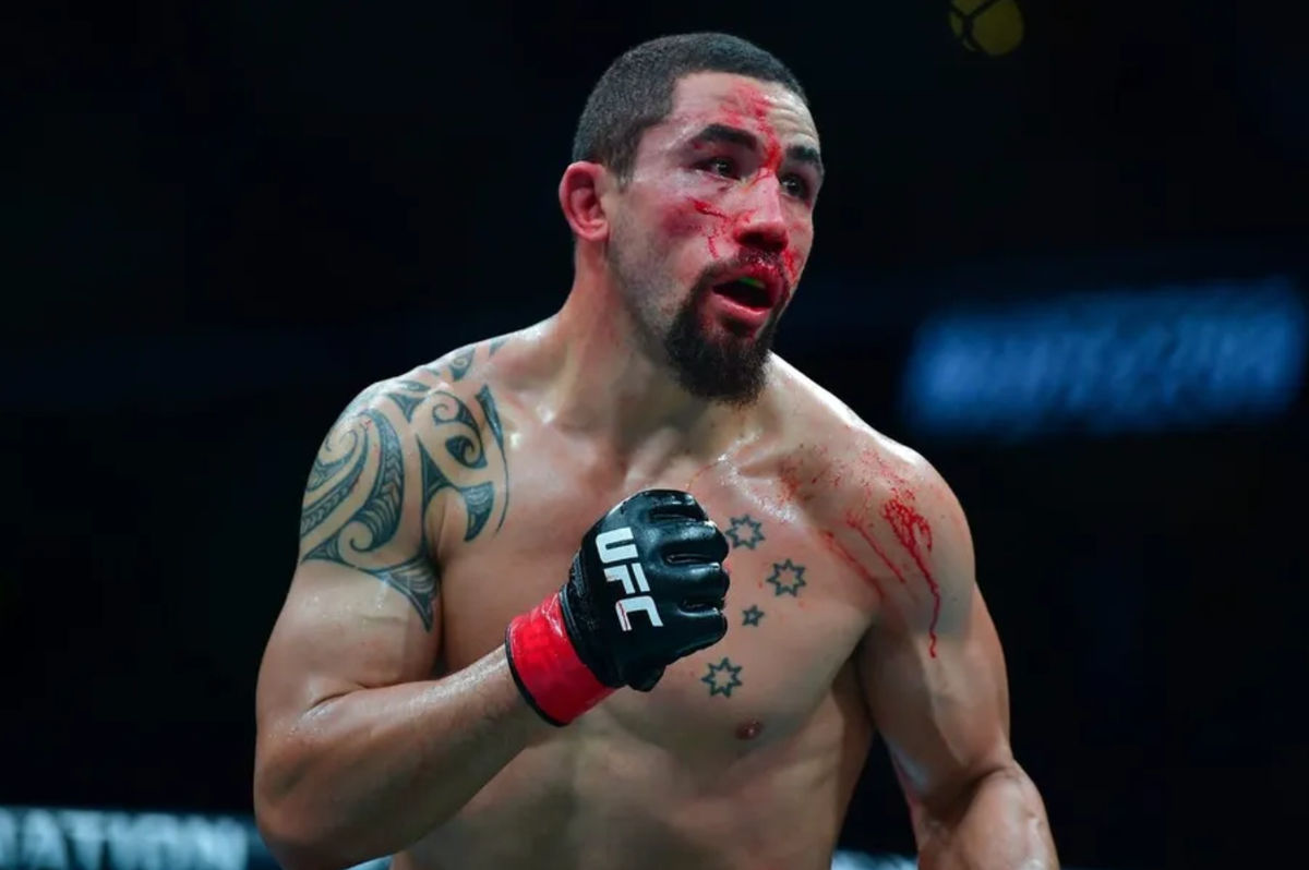 17 de febrero de 2024; Anaheim, California, EE. UU.; Robert Whittaker pelea contra Paulo Costa durante el UFC 298 en el Honda Center. Crédito obligatorio: Gary A. Vásquez - USA TODAY Sports