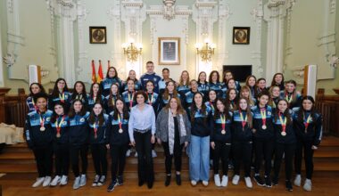 El Ayuntamiento recibe a la cantera del Caja Rural Aula con motivo de sus éxitos más recientes