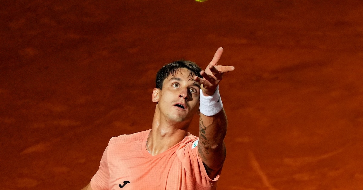 El argentino Camilo Ugo Carabelli buscará su primera final ATP ante Luciano Darderi