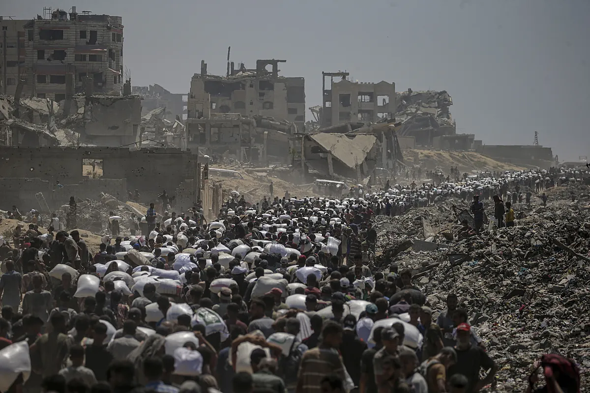 La presión internacional empuja a Israel a iniciar pausas humanitarias en una Gaza sometida a una hambruna devastadora que tacha de "propaganda" - El Mundo