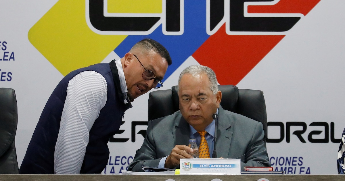 Farsa electoral en Venezuela: el CNE extendió dos horas más los comicios municipales pese a la alta abstención