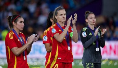 España regresa como subcampeona de la Eurocopa Femenina