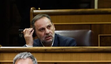 Ábalos se querella por falsedad contra el ministerio de Óscar Puente por la auditoría que le incriminó