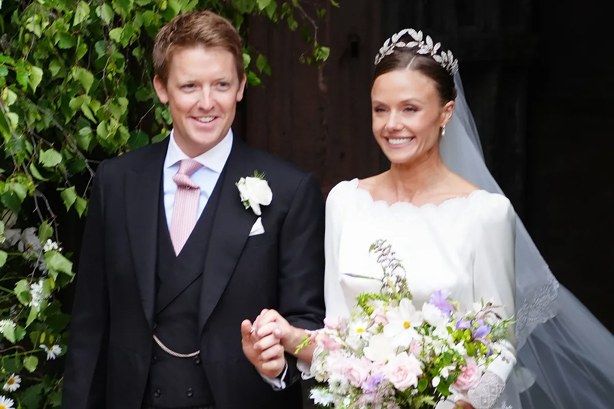 El duque de Westminster, el aristócrata más rico de Reino Unido, da la bienvenida a su primera hija junto a Olivia Grosvenor - El Mundo