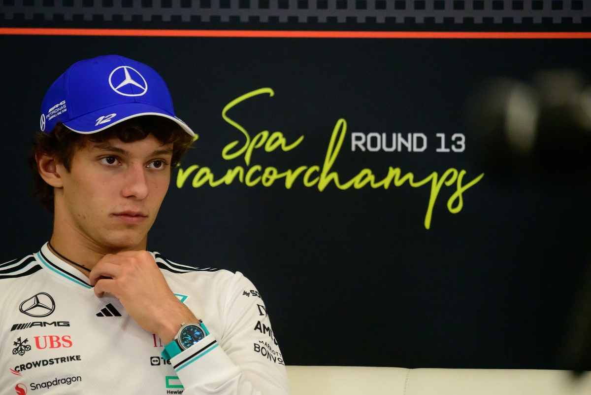 "Antonelli tiene suerte de no correr para Red Bull"