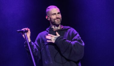 Adam Levine, vocalista de Maroon 5, fue demandado por una publicación en Instagram de 2019