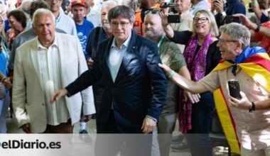 Puigdemont reivindica un Junts "incómodo" en su quinto aniversario: "Que os zurzan, seguiremos"