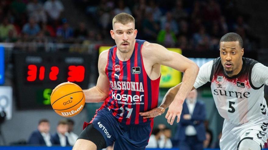 Nikos Rogkavopoulos abandona el Baskonia