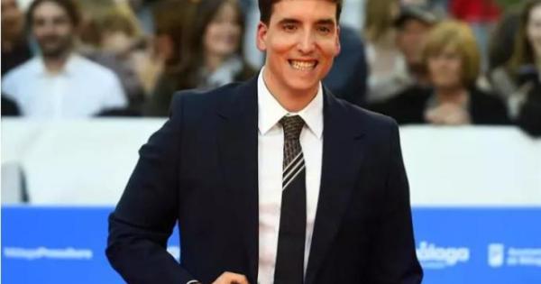 Xuso Jones busca en Ibiza a las dos chicas que encontraron su móvil y se lo devolvieron