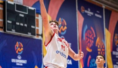 La España de Álex Blanco aplasta a Macedonia del Norte