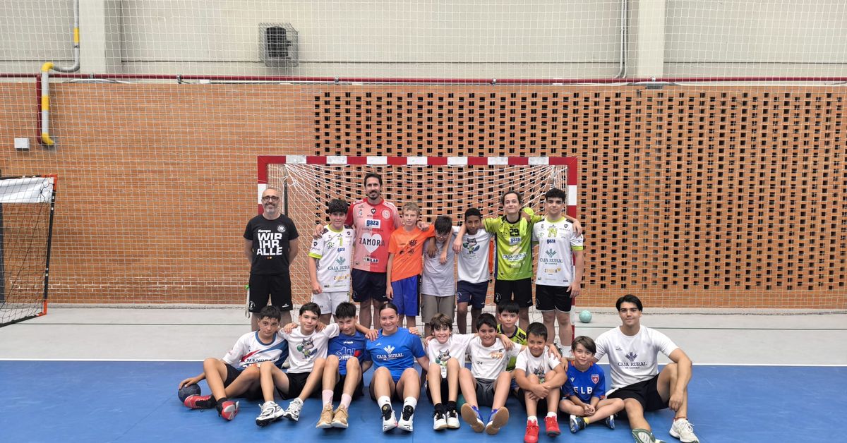 El campus de verano del Balonmano Zamora consolida valores saludables y “el futuro del balonmano de Zamora”