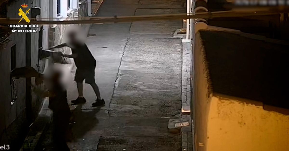 Dos personas detenidas por un delito de odio por aporofobia en Torres de la Alameda (Madrid)