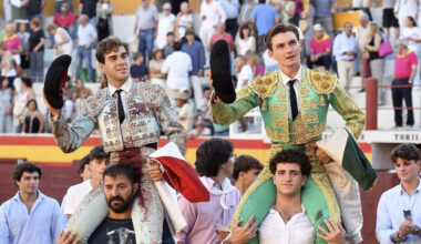 Salvador Herrero y Ruiz de Velasco, a hombros en Roa de Duero