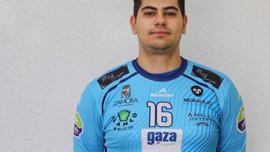 David Pajares, celebrando una victoria.