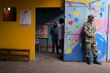 Un militar y solo dos