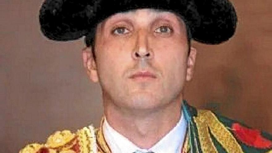 Javier Castaño, que se retira este año, debutó en Estella en 2001.