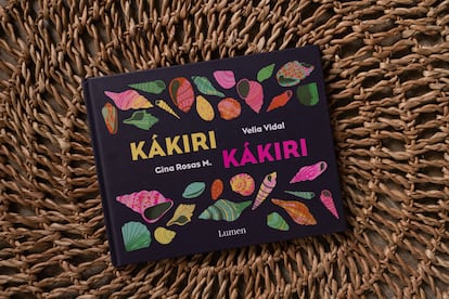 Ejemplar del libro 'Kákiri Kákiri'.