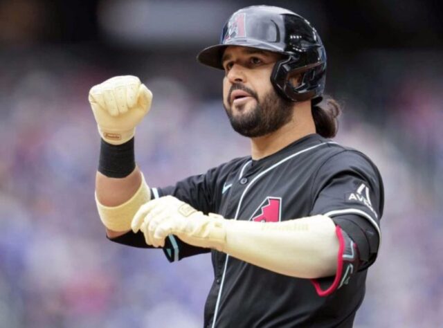 Eugenio Suárez sigue en la mira de seis equipos pese a decisión de los Yankees Eugenio Suárez sigue en la mira de seis equipos pese a decisión de los Yankees