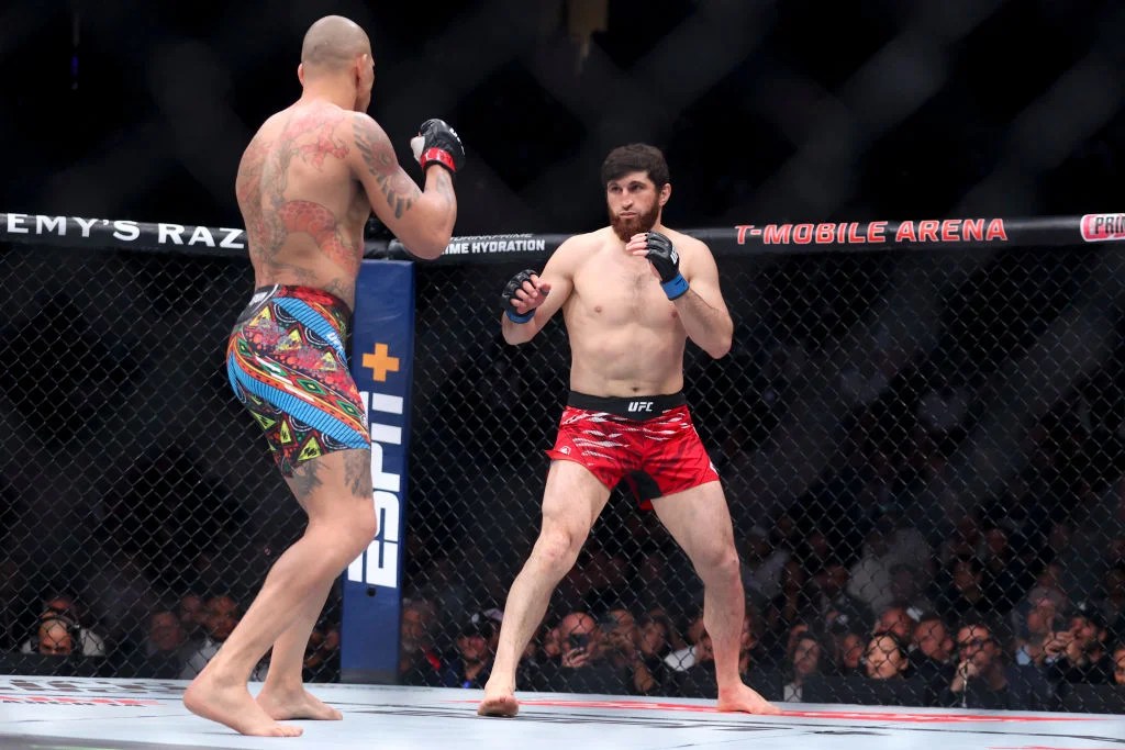 Alex Pereira vs Magomed Ankalaev 2 confirmado como UFC 320 termina con el título de doble encabezado