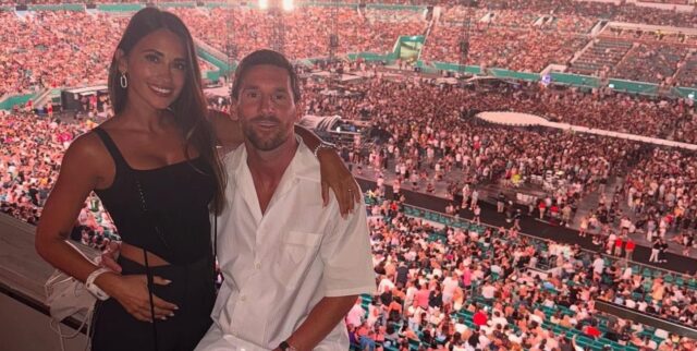 Messi y Antonela se robaron el show en la kiss cam del concierto de Coldplay