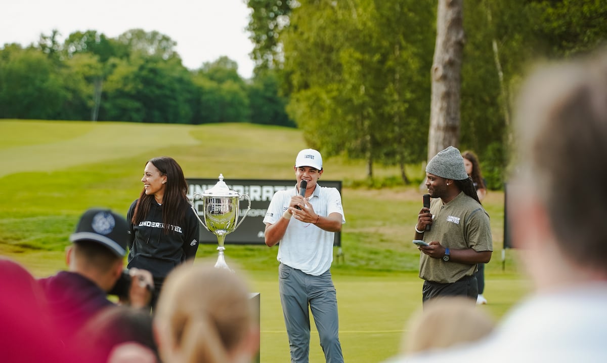 Evan Peña, la joven promesa del golf boricua, brilla en la parada de Londres de la liga de Stephen Curry