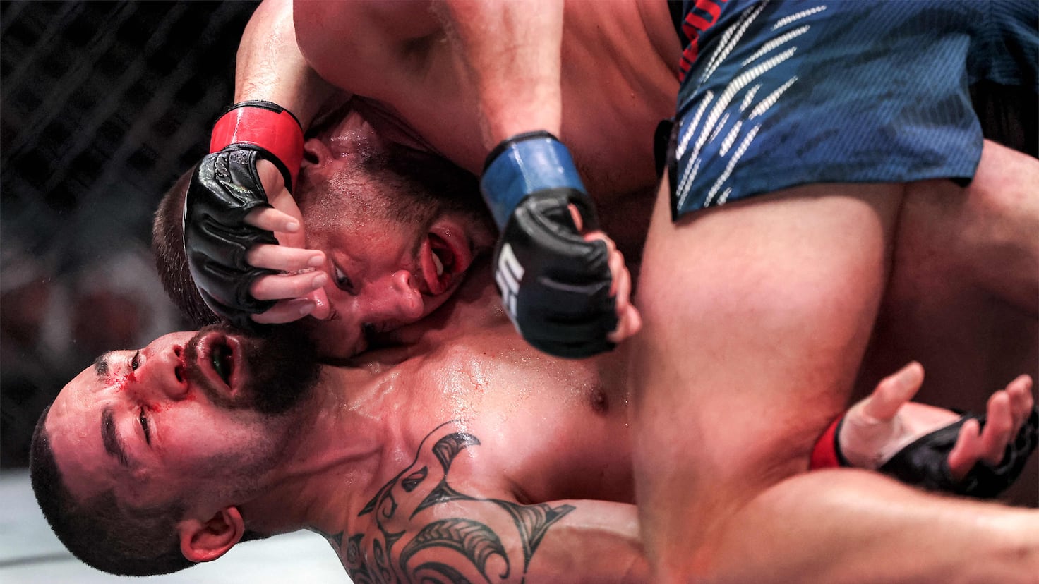 De Ridder remonta en una guerra con Whittaker