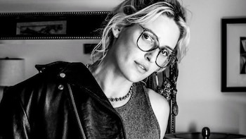 Emily Armstrong enfrenta críticas y