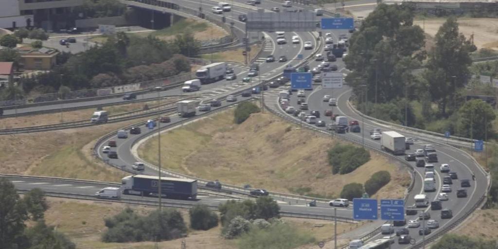 estado de las carreteras y atascos en Sevilla, Cádiz, Huelva, Málaga, Almería, Granada, Córdoba y Jaén