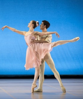 Imagen secundaria 2 - Junior Ballet de la Ópera de París en 'Cántate 51', de Maurice Béjart y 'Allegro Brillante', de George Balanchine