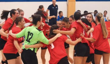 Histórica plata europea para el equipo femenino de balonmano de la Universidad de León
