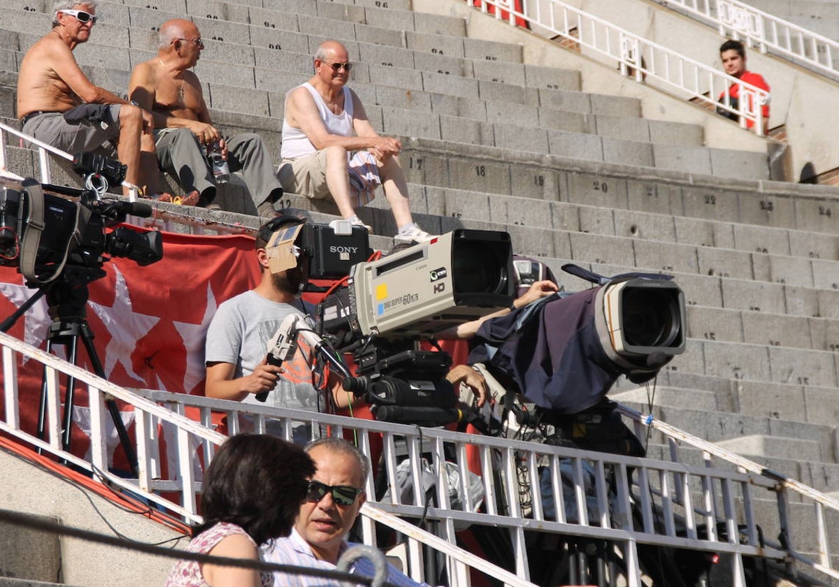 Media docena de festejos taurinos, este fin de semana por televisión