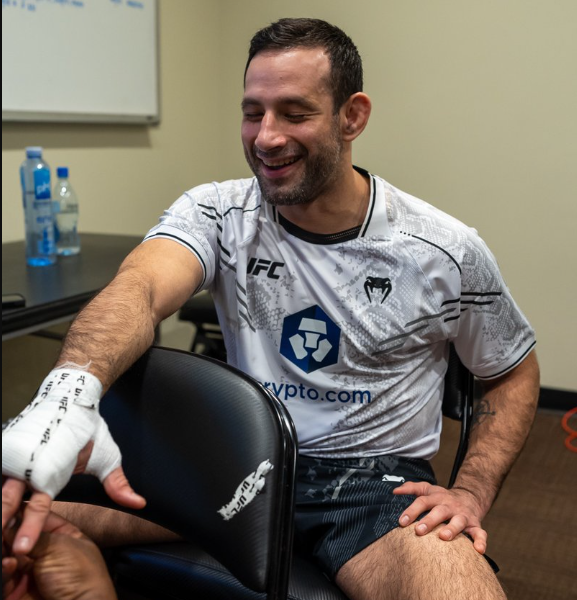 Carlos Vera tendrá un nuevo combate en la UFC