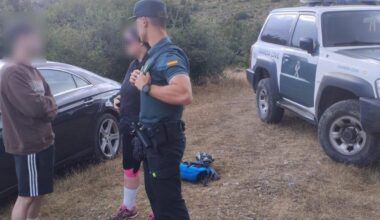 La Guardia Civil auxilia a dos jóvenes ciclistas desorientados en Torrecilla