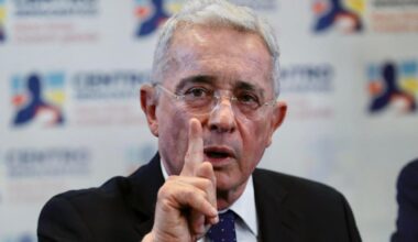 Terremoto político en Colombia: condenado el expresidente Uribe