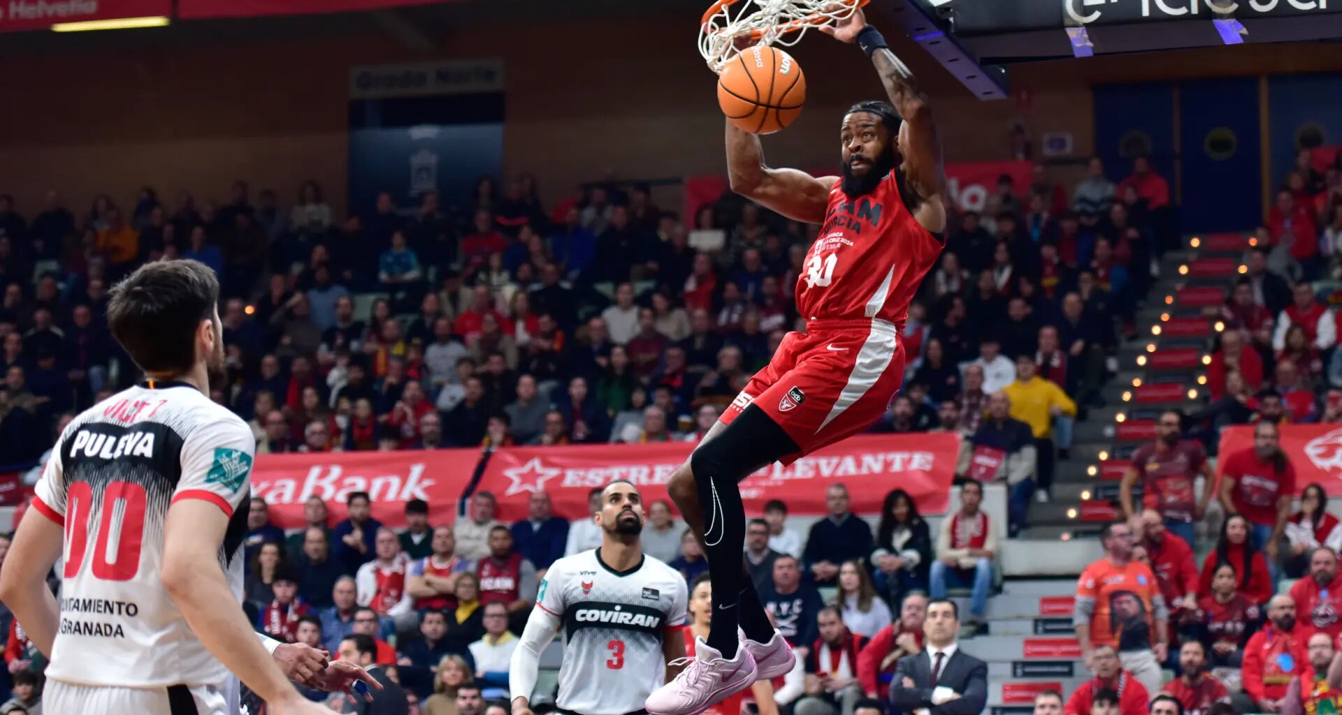 El Casademont Zaragoza ficha al alero DJ Stephens