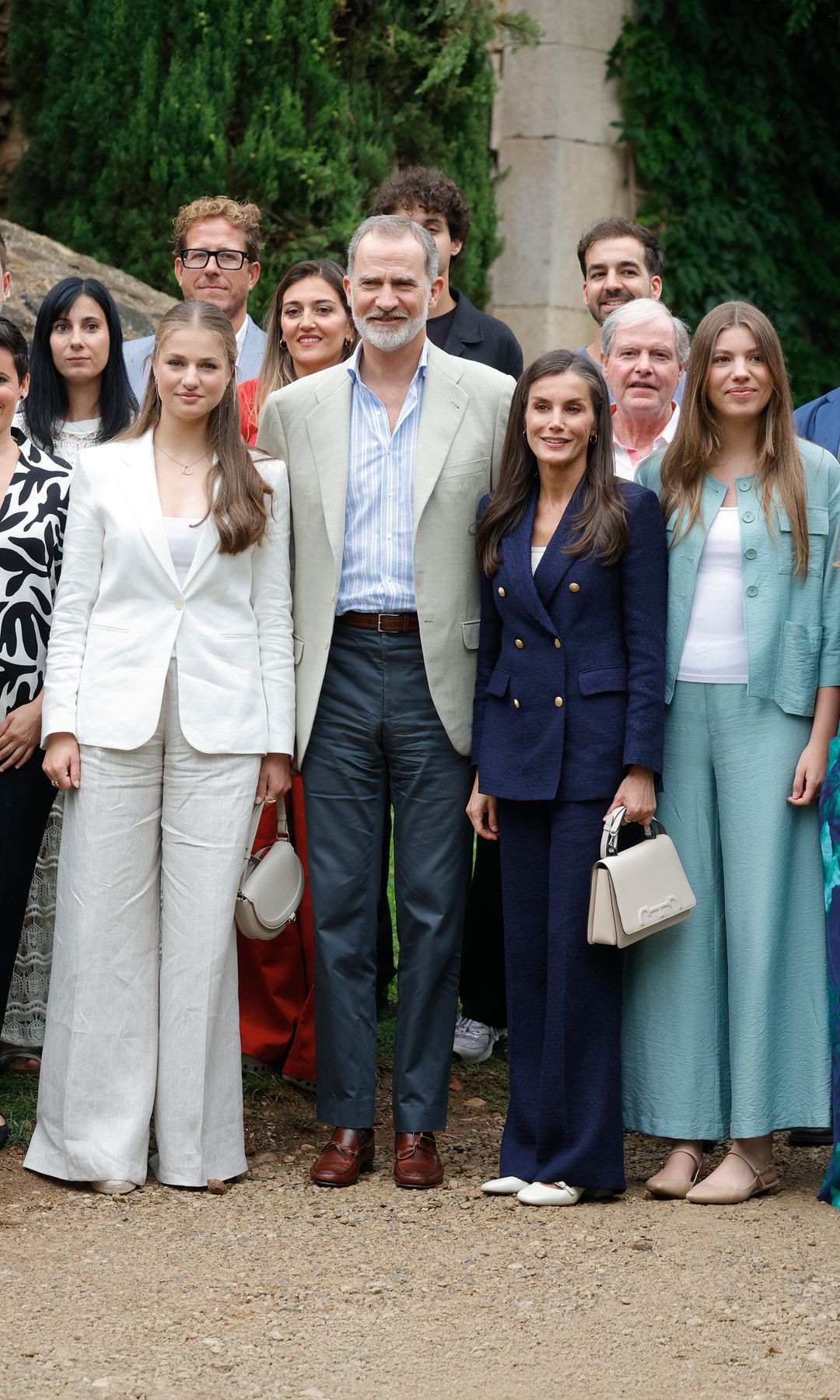 LA REINA, LEONOR Y SOFÍA LA IMAGEN DEL PODER FEMENINO, EN UNOS PREMIOS PRINCESA DE GIRONA LLENOS DE SORPRESAS Y MAGIA