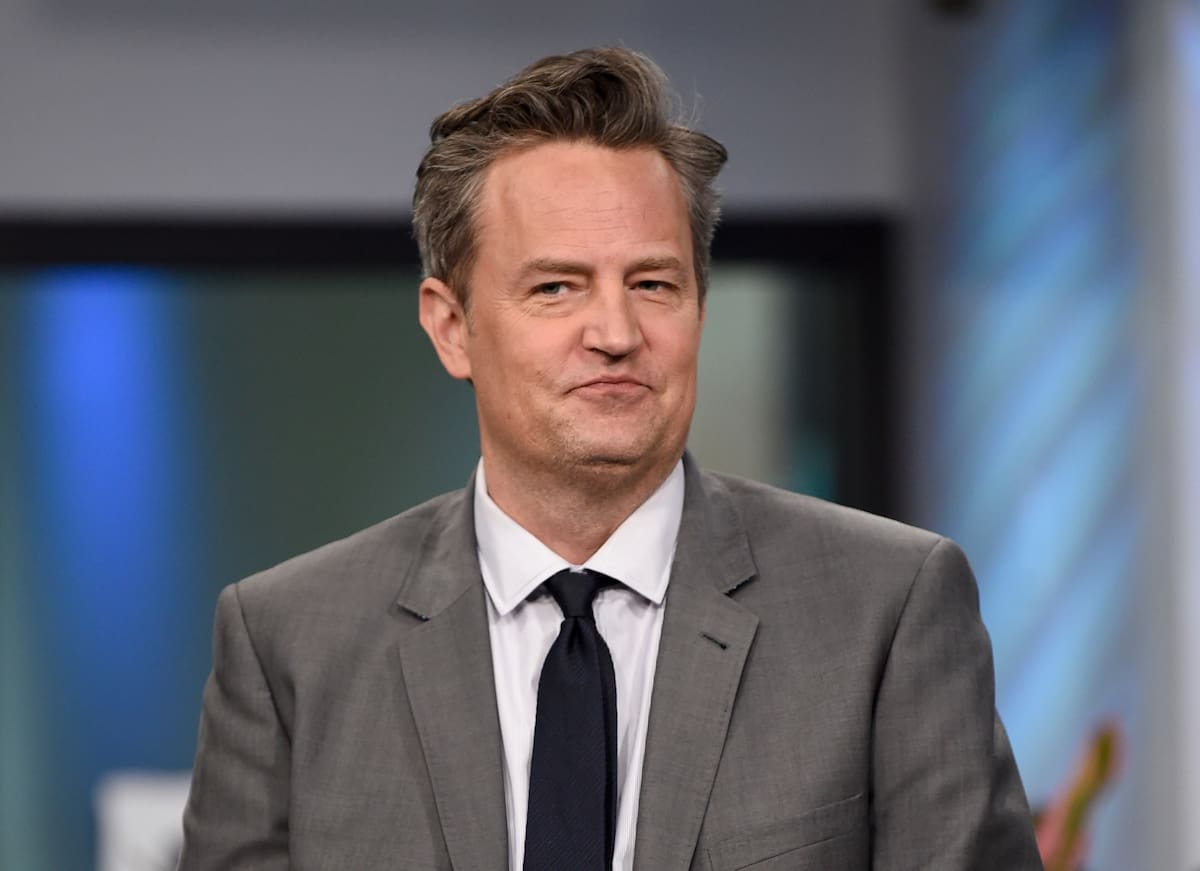 El médico que le suministró drogas al actor Matthew Perrry se declaró culpable