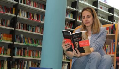 'Bibliotecas de El Ejido' invita a sumergirse en un libro de aventuras con el reto lector del verano