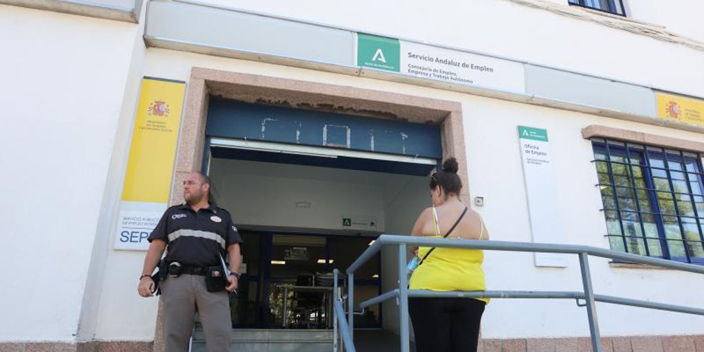 La Junta de Andalucía despedirá a enchufados del PSOE que llevan 14 años trabajando sin tener titulación