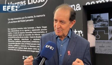 Visitantes a Feria de Libro de Lima exploran el 'método Vargas Llosa' en muestra inmersiva