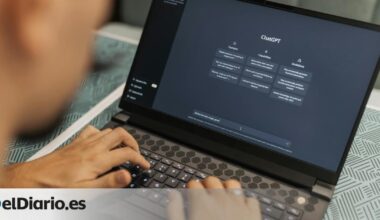 Algunos científicos están dejando instrucciones ocultas para que ChatGPT infle con revisiones positivas sus trabajos