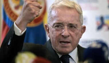 Juicio contra Álvaro Uribe: jueza concluye que sí hubo soborno a testigos y fraude procesal
