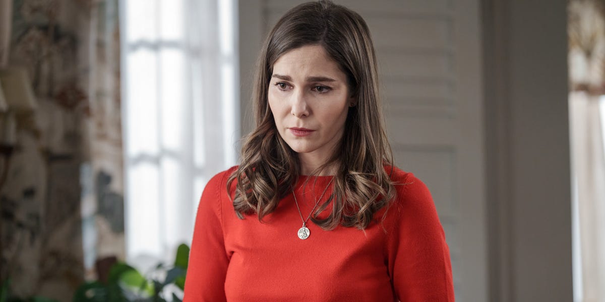 Begoña es víctima de Gabriel en el avance del capítulo 361 del miércoles 30 de julio de 'Sueños de libertad', la serie diaria de Antena 3