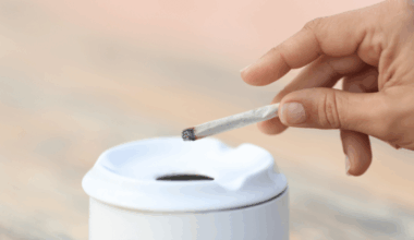 El hábito de fumar representa una amenaza para la salud mental